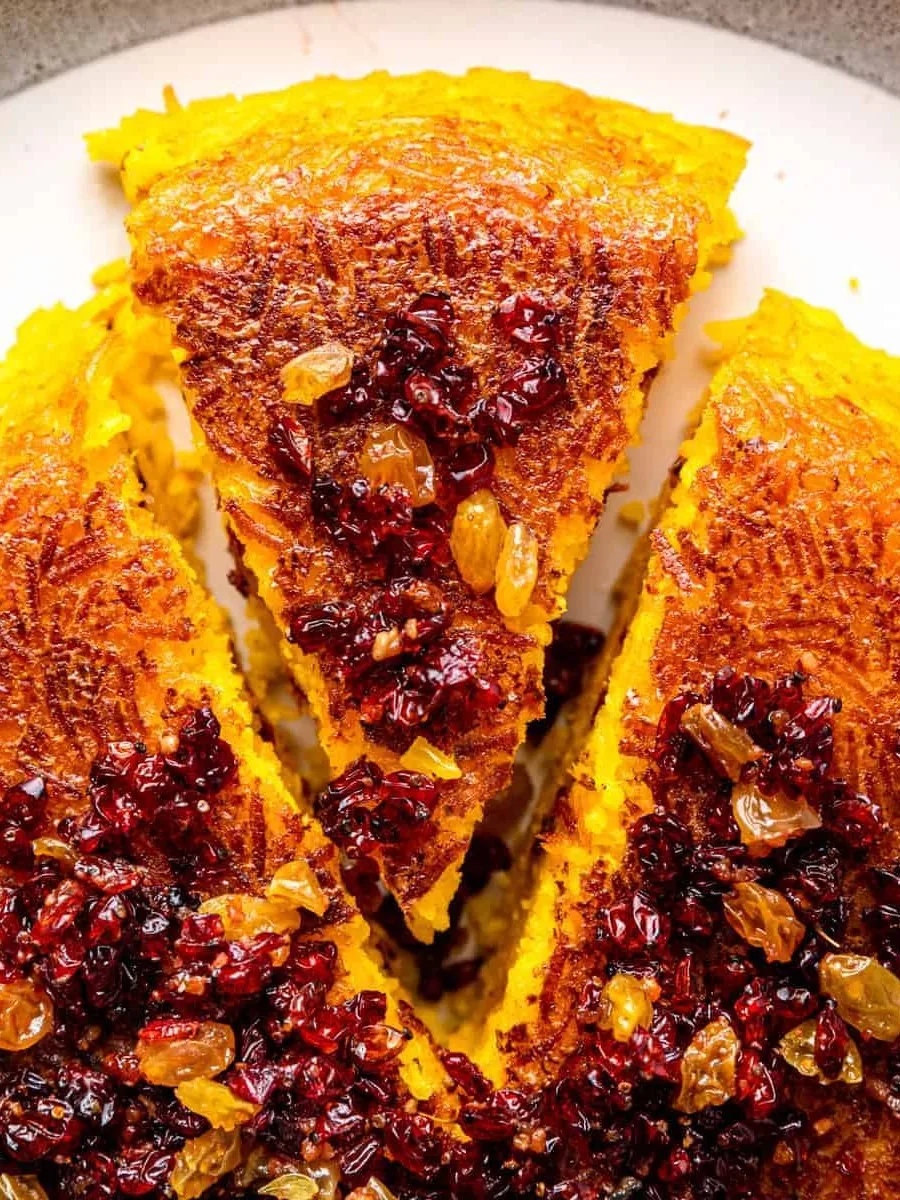 Tahchin (Baked Saffron Rice Cake)